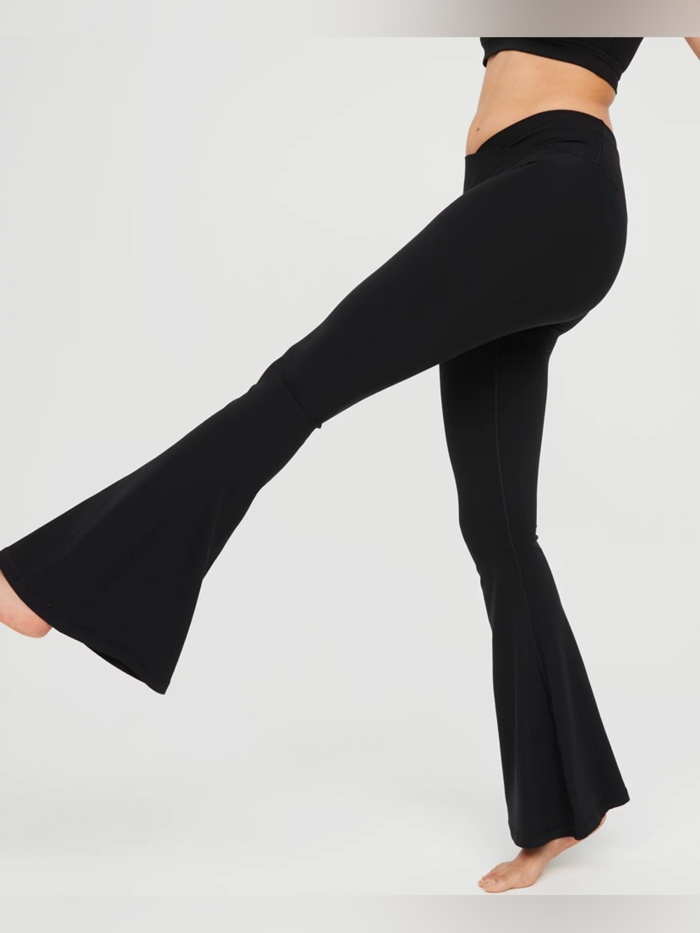 Offline By Aerie Real Me Super Flare HiRise Crossover Leggings M